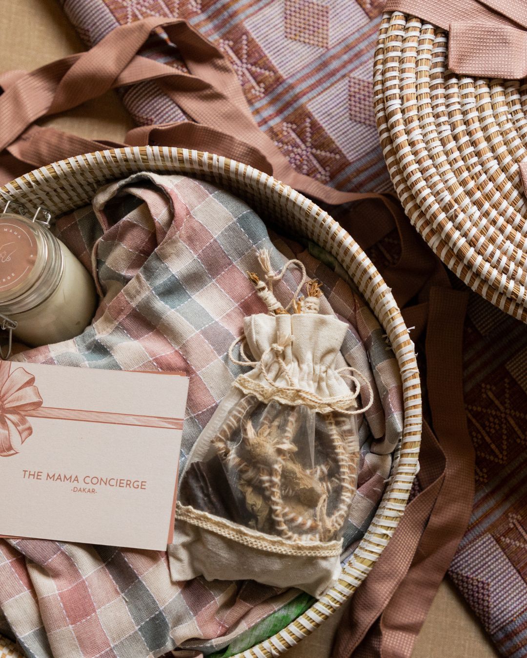 Panier de soin The Mama Concierge et matières traditionnelles